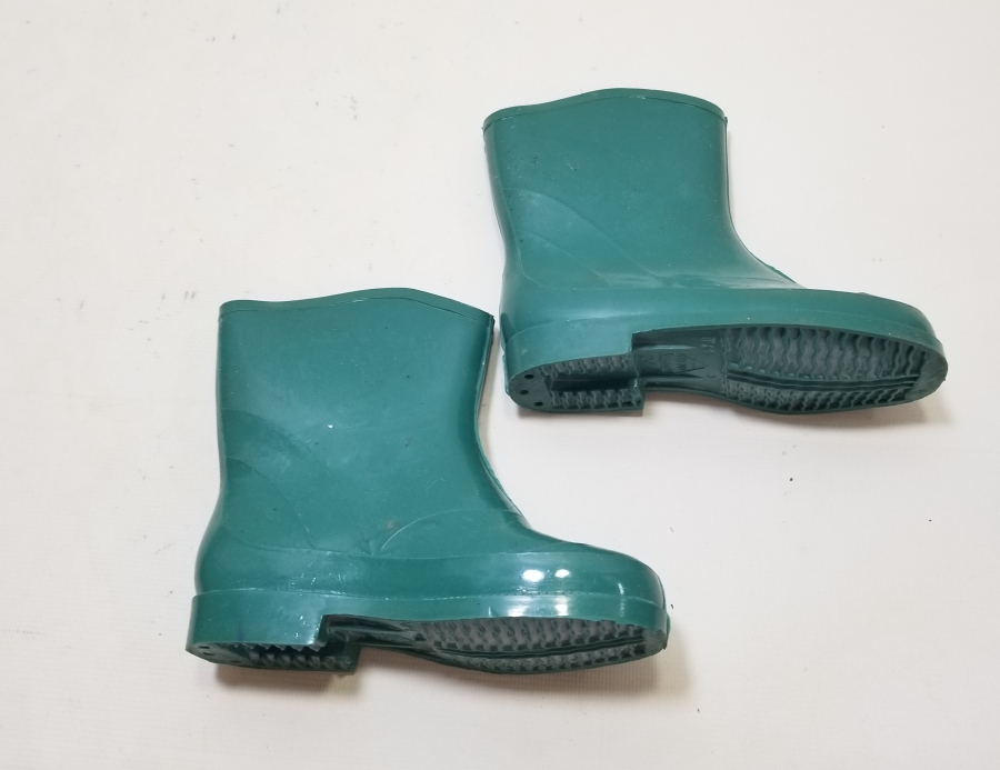 YERLİ YAPIM KULLANILMAMIŞ LASTİK ÇİZME