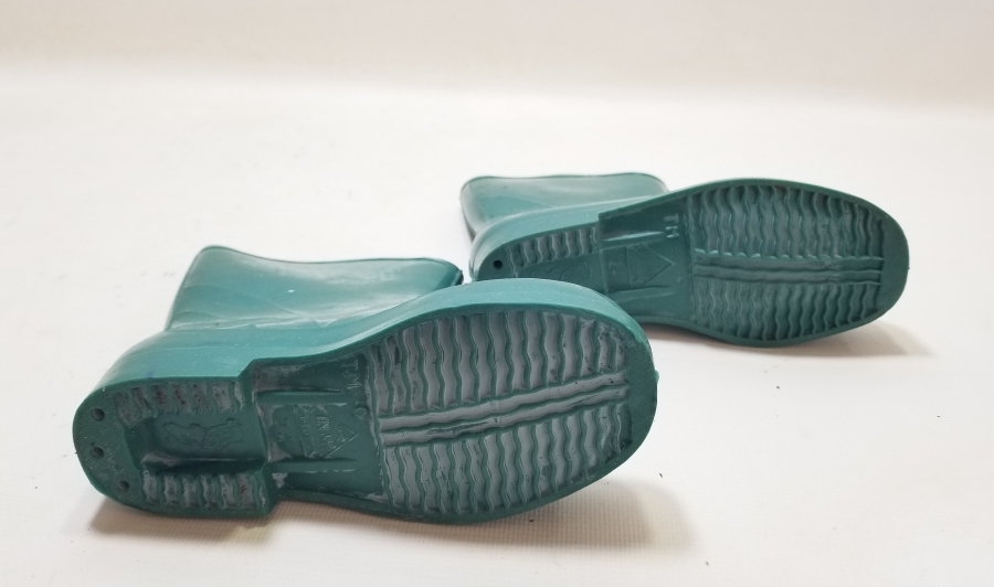 YERLİ YAPIM KULLANILMAMIŞ LASTİK ÇİZME