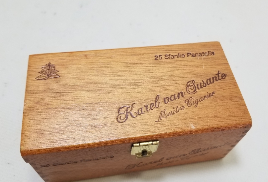 KIRLANGIÇ GEÇME İŞÇİLİKLİ ANTİKA AHŞAP SİGARA KUTUSU