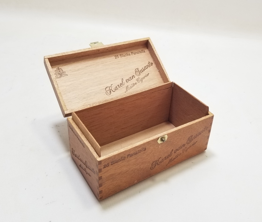 KIRLANGIÇ GEÇME İŞÇİLİKLİ ANTİKA AHŞAP SİGARA KUTUSU