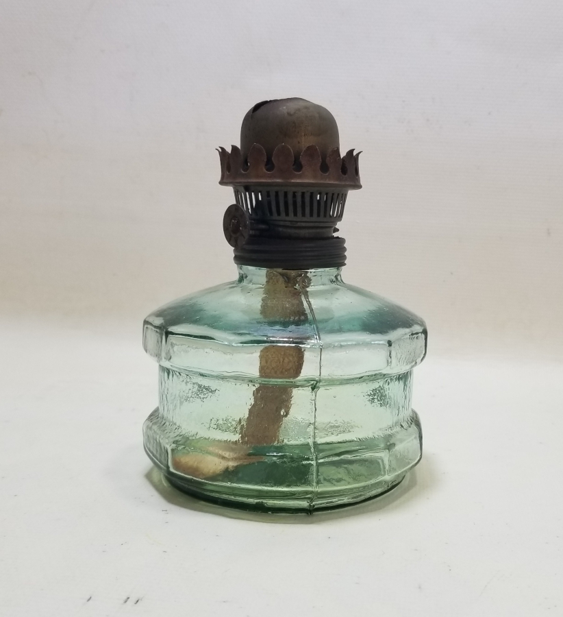 ANTİKA CAM GAZ LAMBASI