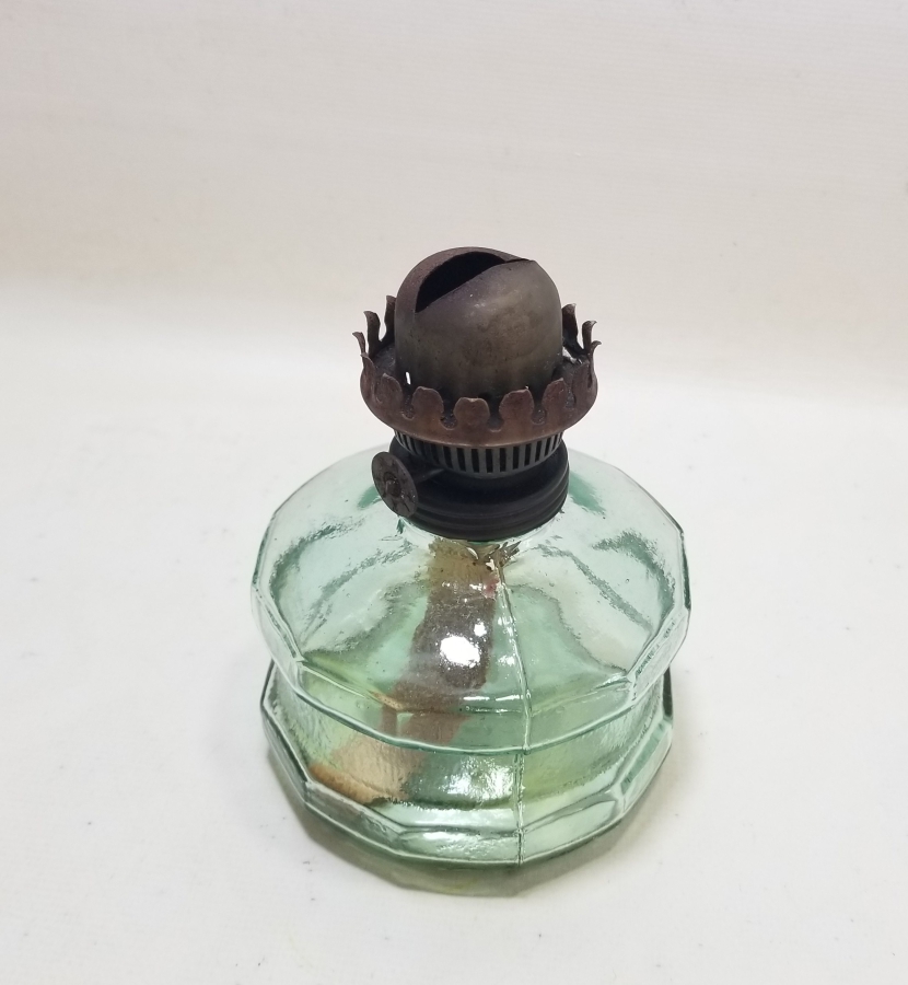 ANTİKA CAM GAZ LAMBASI