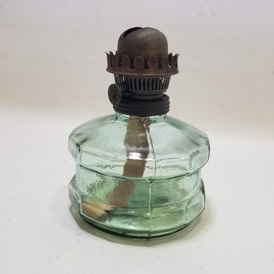 ANTİKA CAM GAZ LAMBASI