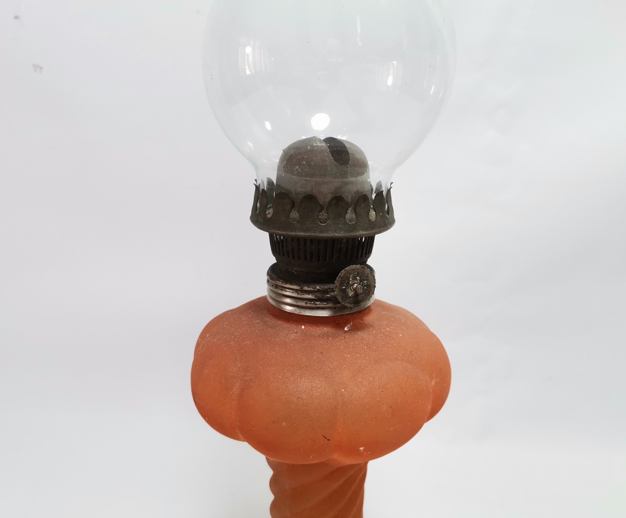 BURGULU TİPTE ANTİKA GAZ LAMBASI