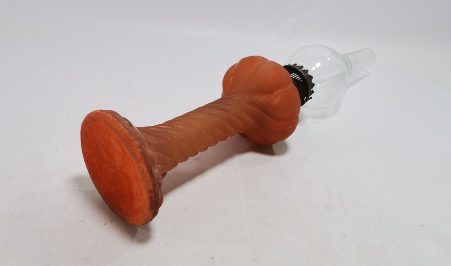 BURGULU TİPTE ANTİKA GAZ LAMBASI