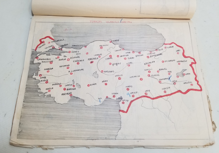 1940LARDAN ANTİKA BOL ÇİZİMLİ COĞRAFYA DEFTERİ