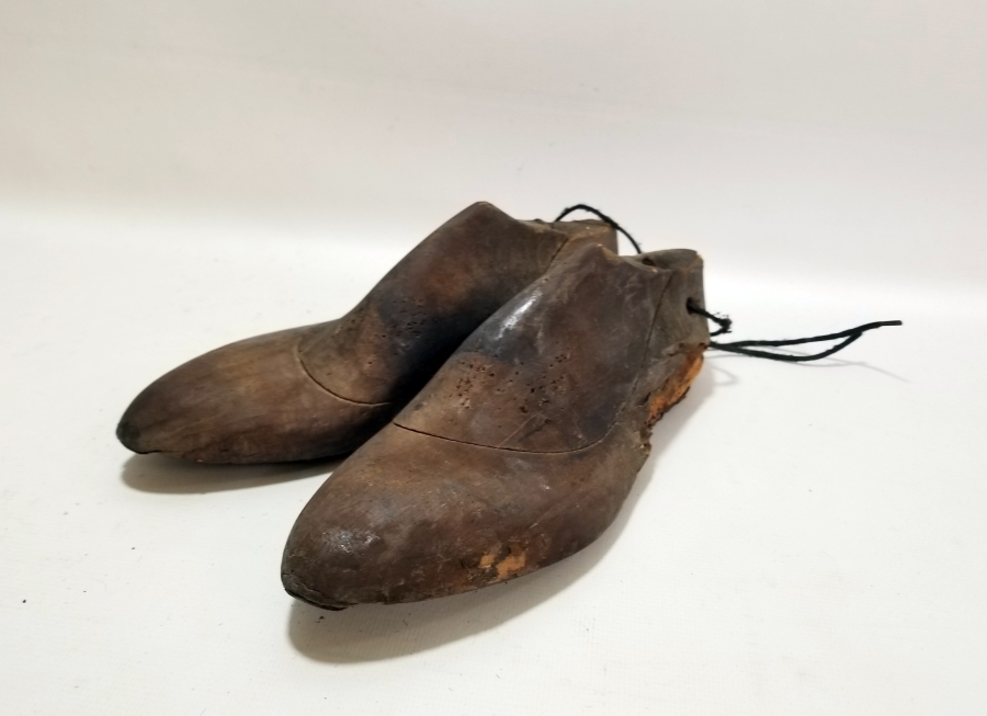 OSMANLI DÖNEMİ EL YAPIMI AHŞAP AYAKKABICI KALIBI