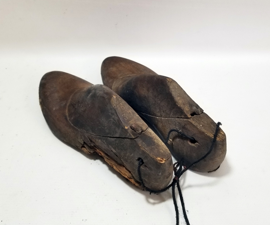 OSMANLI DÖNEMİ EL YAPIMI AHŞAP AYAKKABICI KALIBI