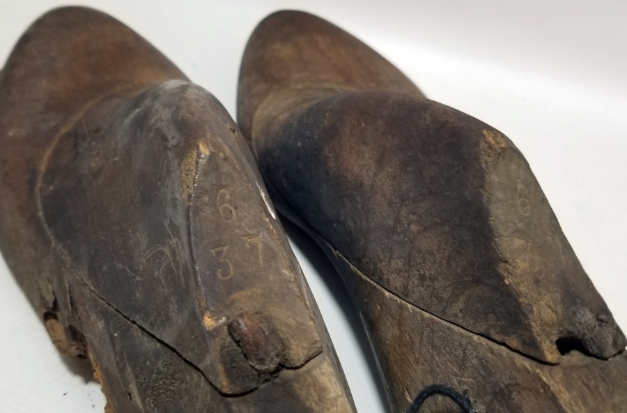 OSMANLI DÖNEMİ EL YAPIMI AHŞAP AYAKKABICI KALIBI