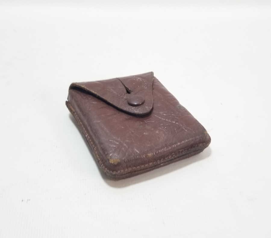 ORİJİNAL DERİ KILIFINDA ANTİKA ASKERİ PUSULA