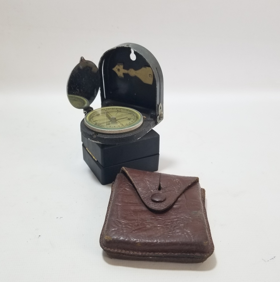 ORİJİNAL DERİ KILIFINDA ANTİKA ASKERİ PUSULA