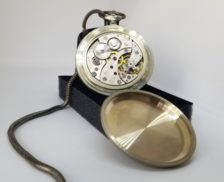 ORJİNAL KÖSTEĞİ İLE KURMALI ANTİKA DENİZCİ CEP SAATİ