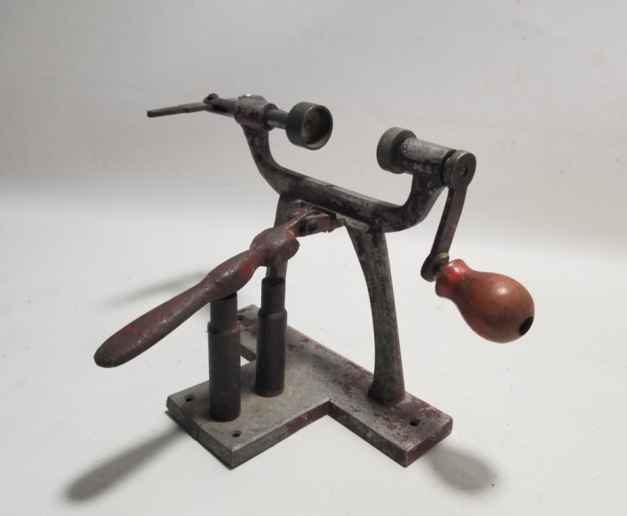 NADİR FORMDA ANTİKA FİŞEK DOLDURMA ALETİ