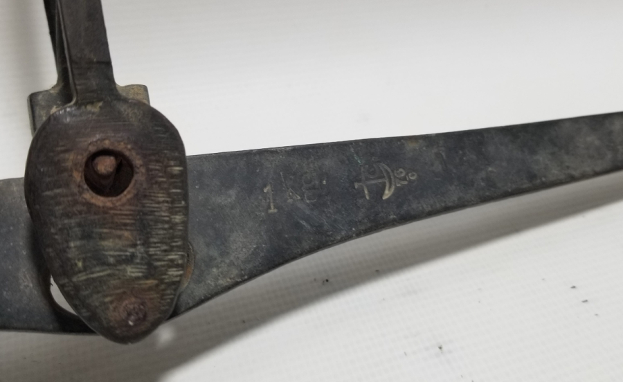 ANTİKA ÇİFT KEFELİ TERAZİ