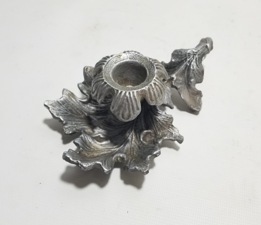 KABARTMA İŞÇİLİKLİ ANTİKA MUMLUK - ŞAMDAN