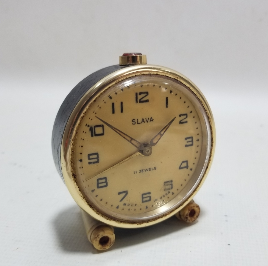 ANTİKA KURMALI MASA SAATİ