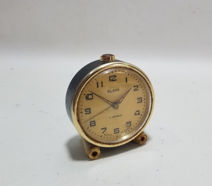 ANTİKA KURMALI MASA SAATİ