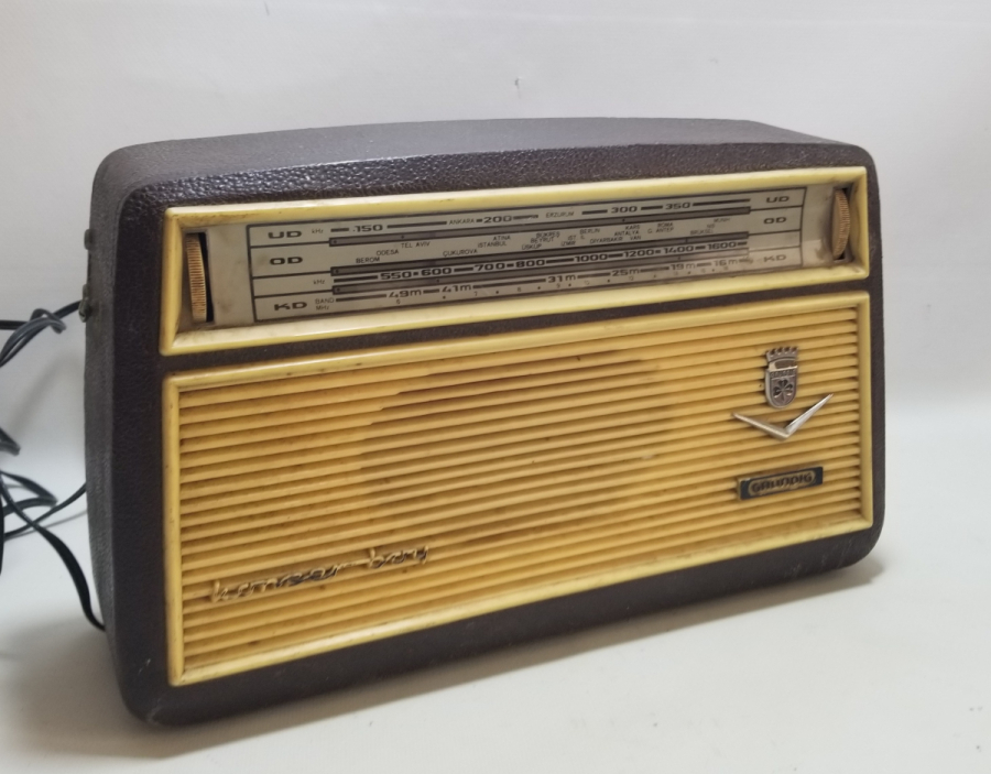 ÇALIŞIR DURUMDA ANTİKA RADYO