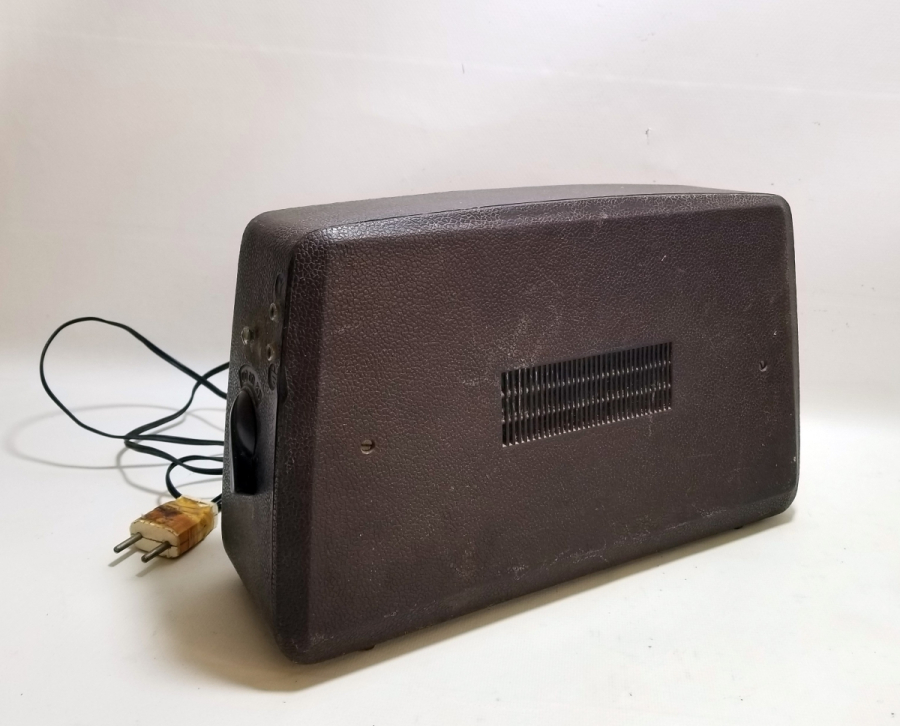 ÇALIŞIR DURUMDA ANTİKA RADYO