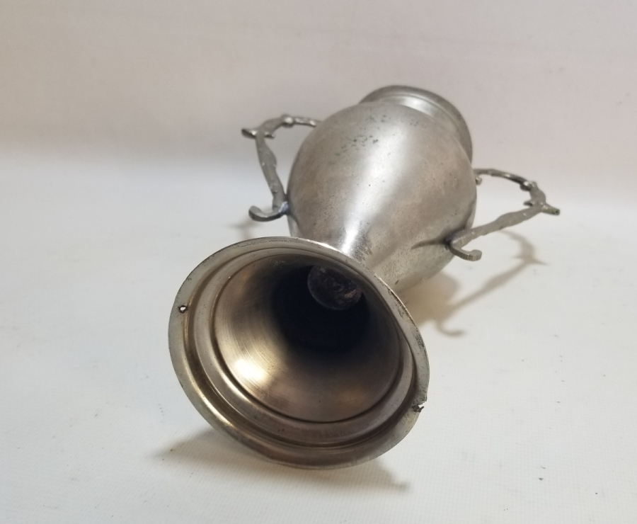 KABARTMA İŞÇİLİKLİ ANTİKA KUPA