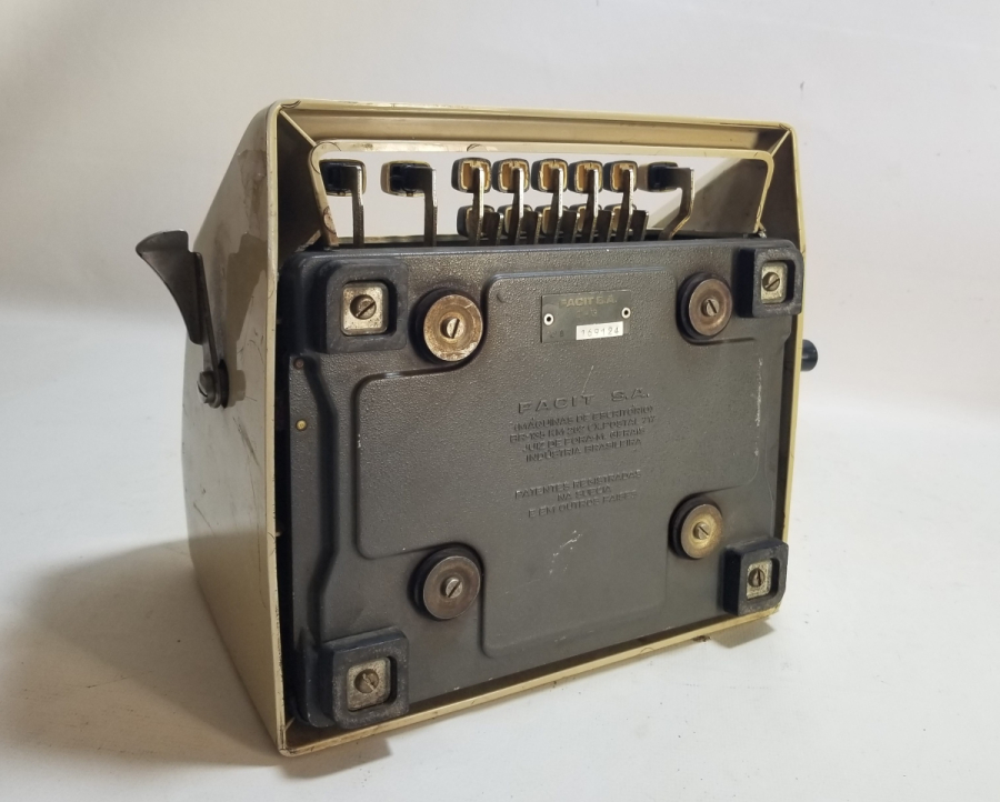 FACİT MARKA ANTİKA HESAP MAKİNESİ