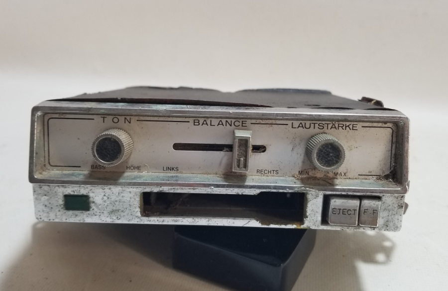 ANTİKA ARABA RADYOSU