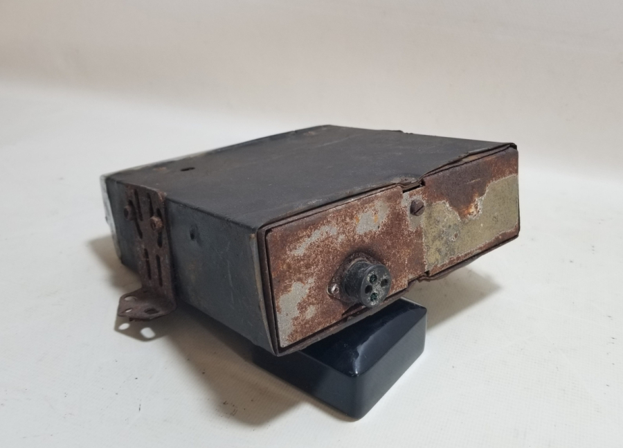 ANTİKA ARABA RADYOSU