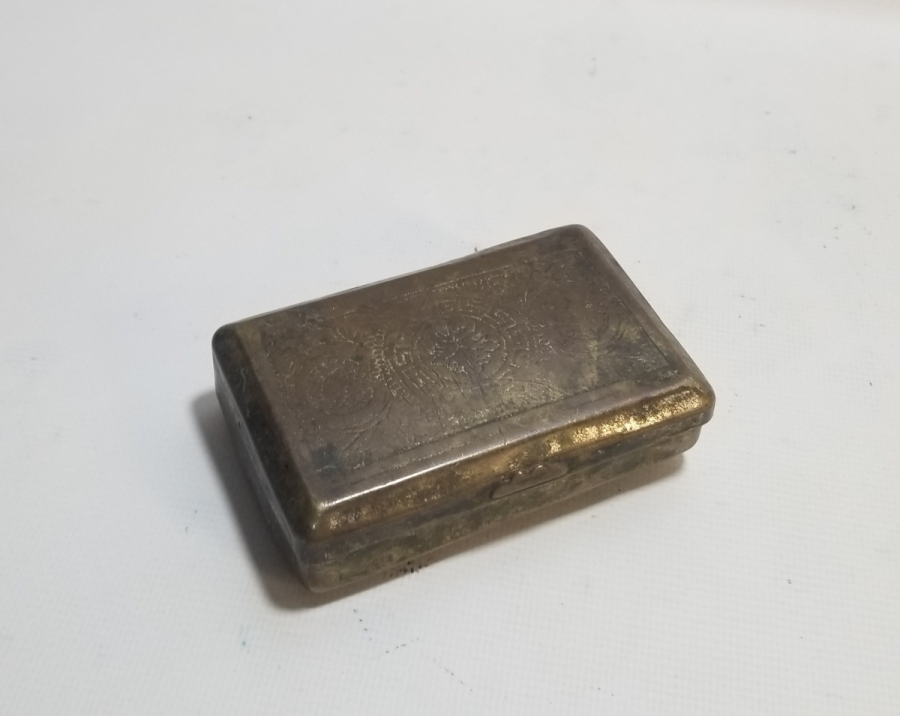 OSMANLI DÖNEMİ KABARTMA İŞÇİLİKLİ ASKER TÜTÜN TABAKASI