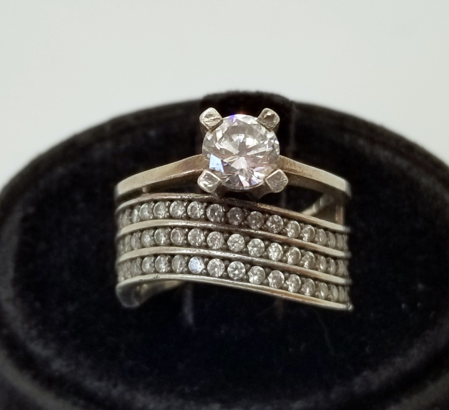 TEK TAŞLI GÜMÜŞ ALYANS