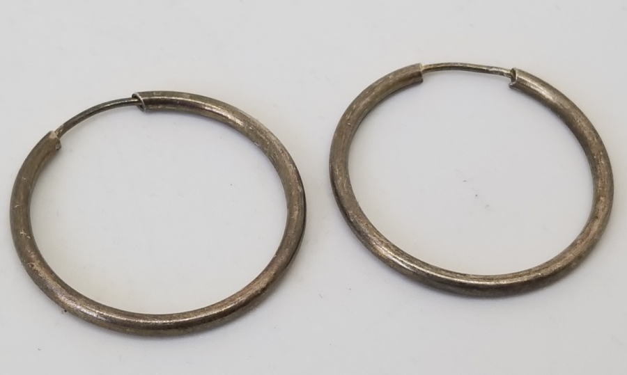 GÜMÜŞ HALKA KÜPE