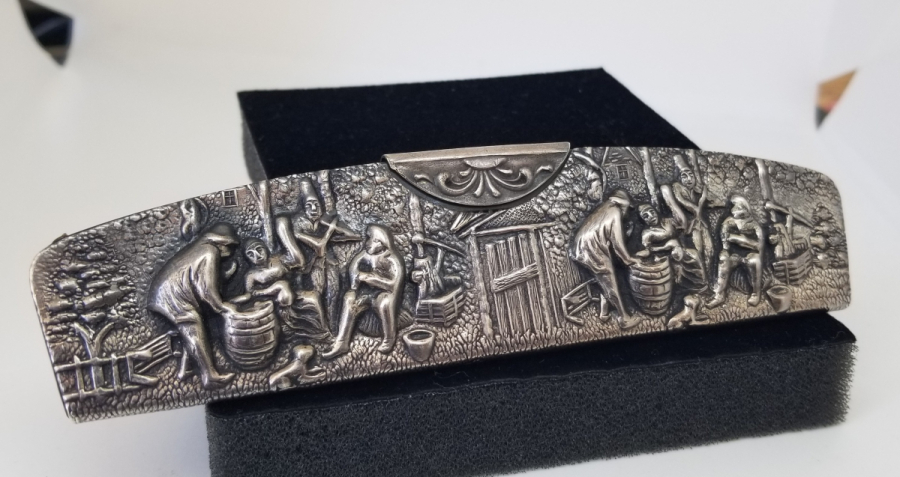 KABARTMA İŞÇİLİKLİ KABINDA GÜMÜŞ TARAK