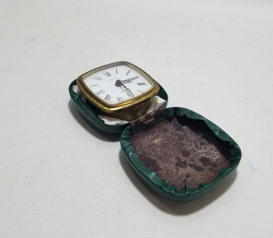 KURMALI ANTİKA SEYAHAT SAATİ