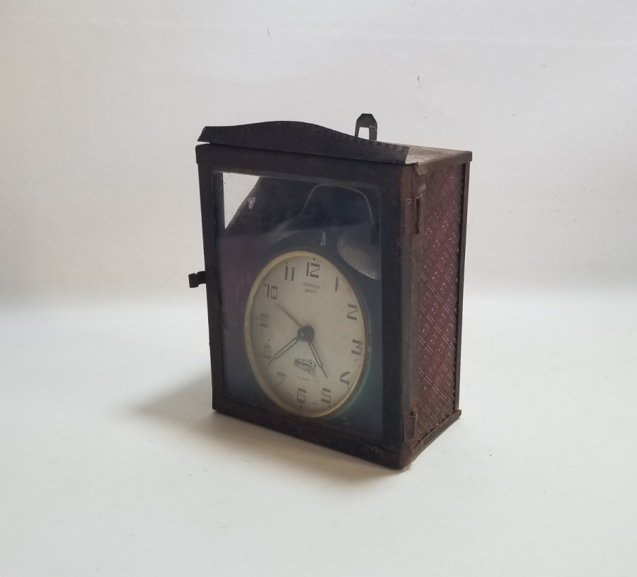 ANTİKA SERKİSOF MARKA KURMALI MASA SAATİ VE KABI