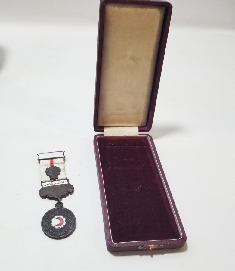 ORİJİNAL KUTUSUNDA 1. DÜNYA SAVAŞI DÖNEMİ NADİR HİLAL-İ AHMER MADALYA