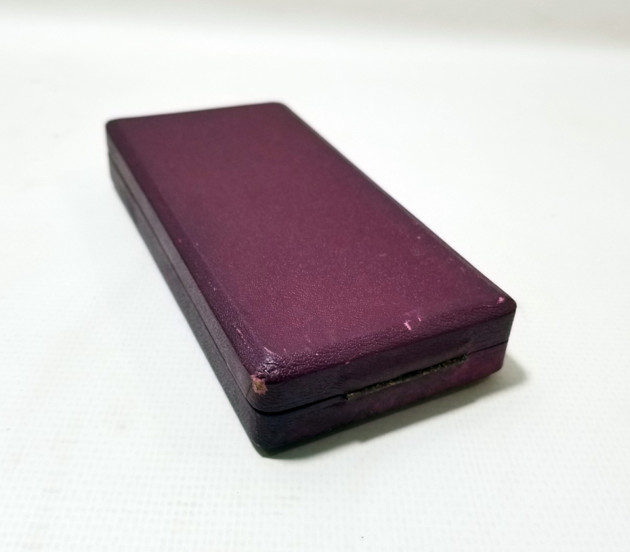 ORİJİNAL KUTUSUNDA 1. DÜNYA SAVAŞI DÖNEMİ NADİR HİLAL-İ AHMER MADALYA