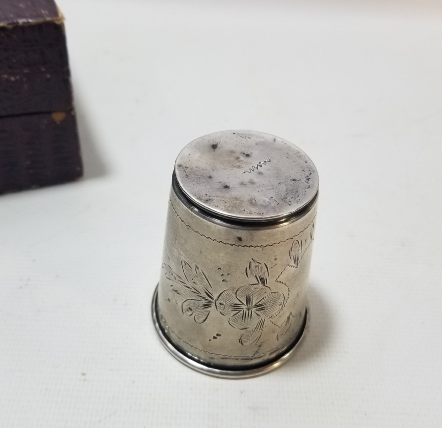 ORİJİNAL KUTUSUNDA OSMANLI DÖNEMİ GÜMÜŞ BARDAK