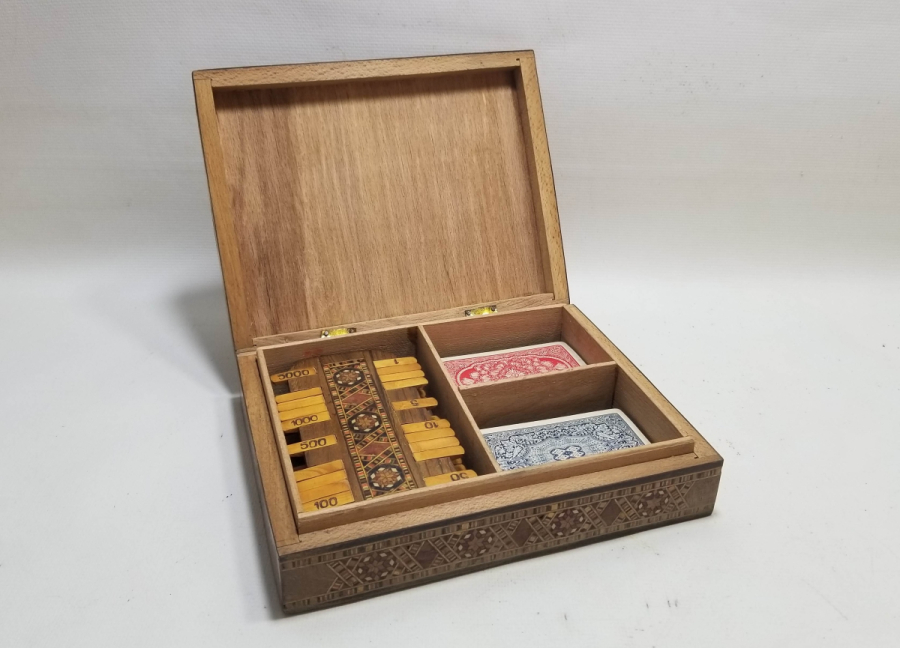 MARKUTERİ İŞÇİLİKLİ VE ORİJİNAL KUTUSUNDA NADİR ANTİKA BEZİK TAKIMI