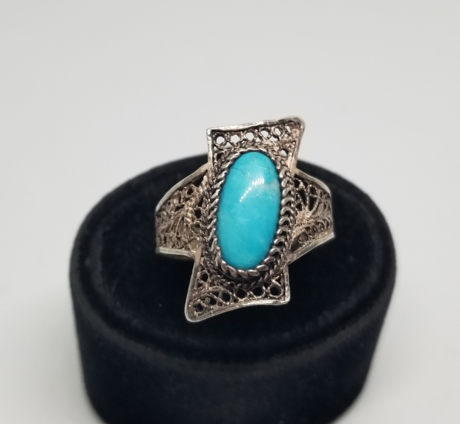 TELKARİ İŞÇİLİKLİ VE TURKUAZ TAŞLI ÖZEL YAPIM GÜMÜŞ YÜZÜK