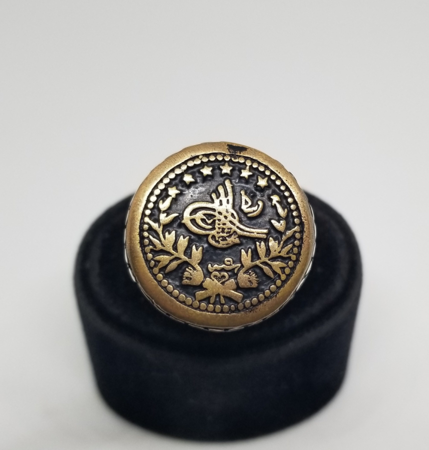 ÜZERİ OSMANLI TUĞRALI KABARTMA İŞÇİLİKLİ GÜMÜŞ YÜZÜK