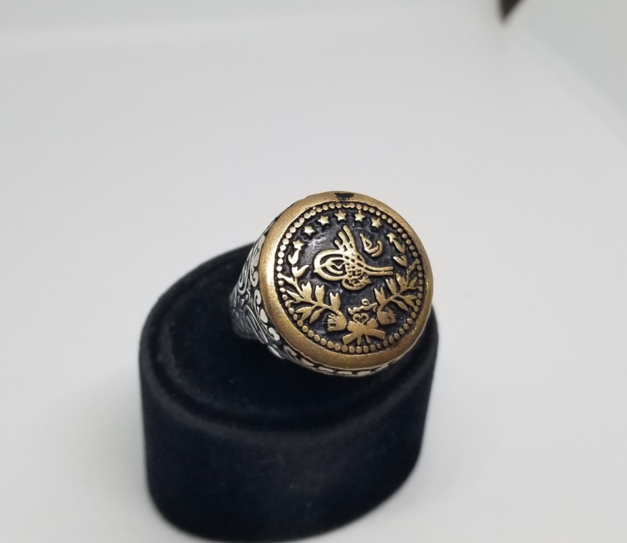 ÜZERİ OSMANLI TUĞRALI KABARTMA İŞÇİLİKLİ GÜMÜŞ YÜZÜK