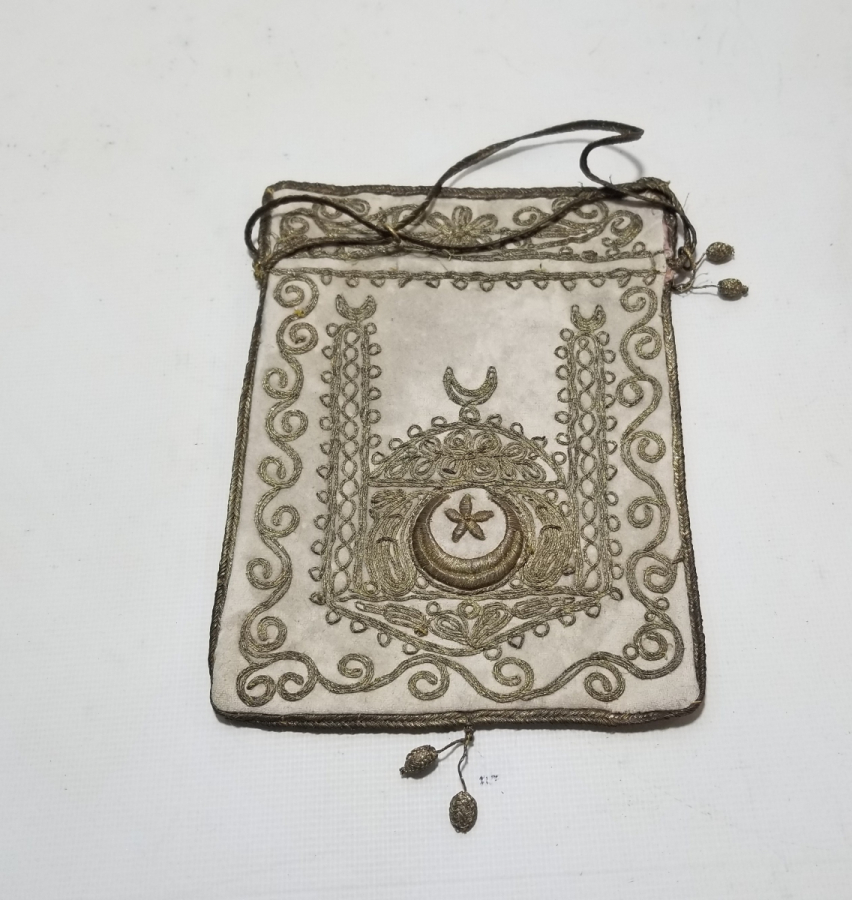 ÜZERİ AY YILDIZ FİGÜRLÜ NADİR TİPTE OSMANLI DÖNEMİ SIRMALI EL İŞİ KESE