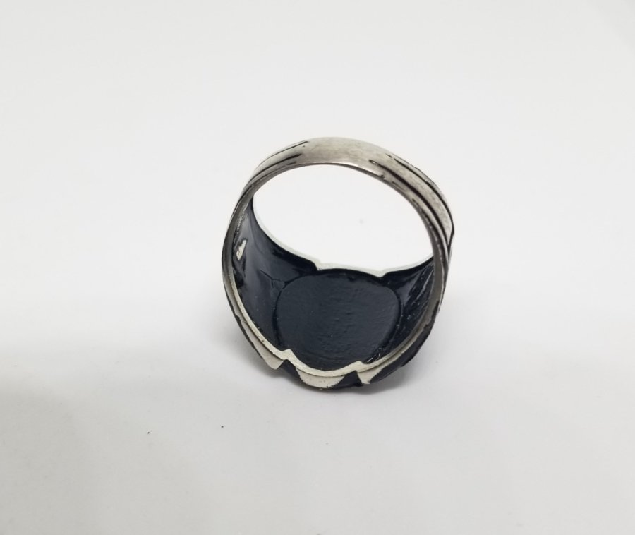 ÜZERİ AY YILDIZ FİGÜRLÜ KABARTMA İŞÇİLİKLİ GÜMÜŞ YÜZÜK