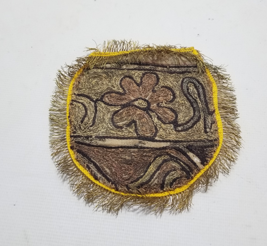 SUZANİ İŞÇİLİKLİ ÜZERİ OSMANLICA YAZILI OSMANLI DÖNEMİ İPEK KESE