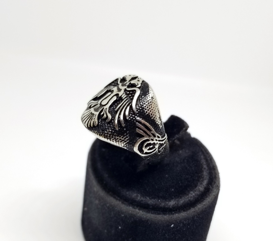 ÇİFT BAŞLI KARTAL FİGÜRLÜ KABARTMA İŞÇİLİKLİ GÜMÜŞ YÜZÜK