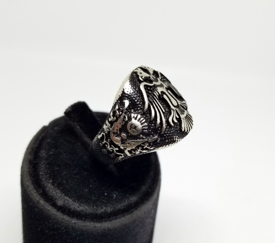 ÇİFT BAŞLI KARTAL FİGÜRLÜ KABARTMA İŞÇİLİKLİ GÜMÜŞ YÜZÜK