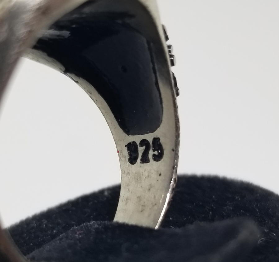 ÇİFT BAŞLI KARTAL FİGÜRLÜ KABARTMA İŞÇİLİKLİ GÜMÜŞ YÜZÜK