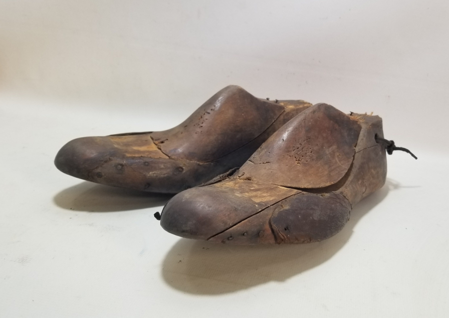 OSMANLI DÖNEMİ EL YAPIMI AHŞAP AYAKKABICI KALIBI