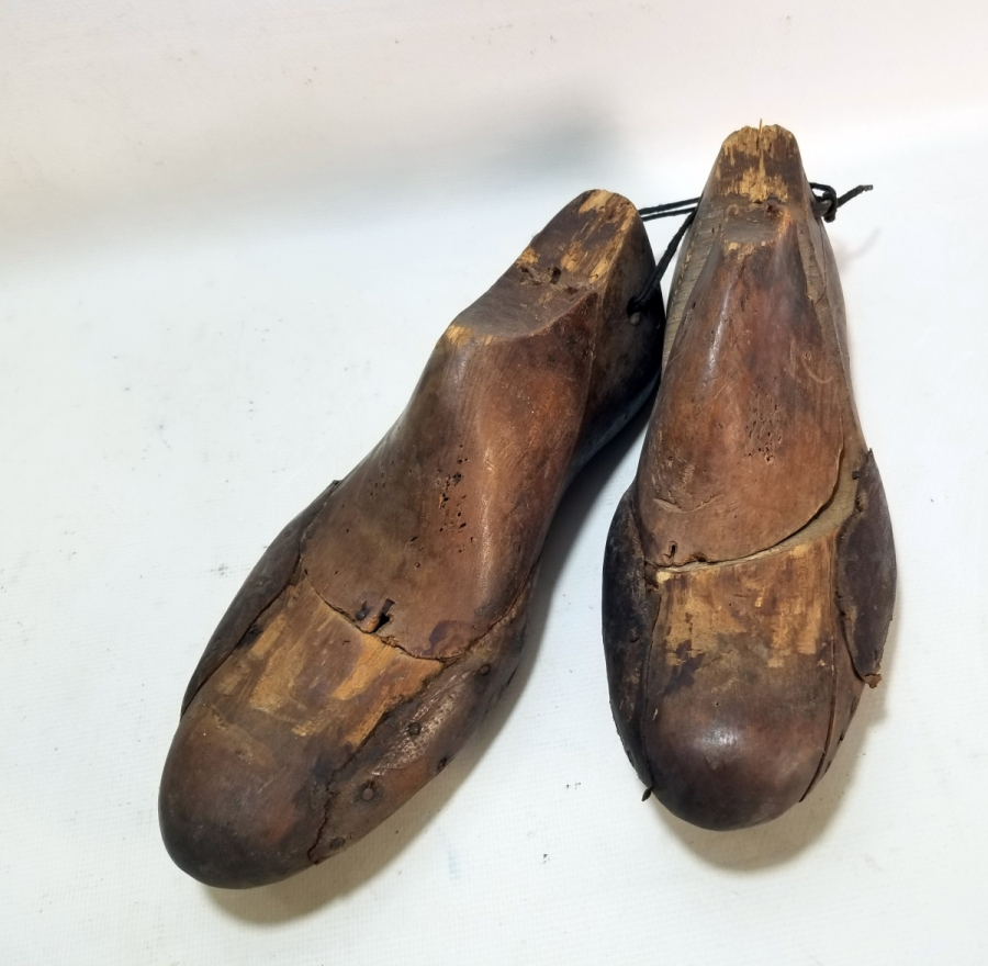 OSMANLI DÖNEMİ EL YAPIMI AHŞAP AYAKKABICI KALIBI