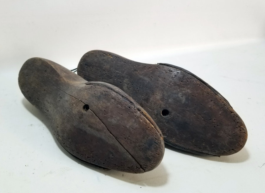 OSMANLI DÖNEMİ EL YAPIMI AHŞAP AYAKKABICI KALIBI