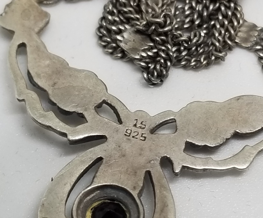 ÖZEL YAPIM KABARTMA İŞÇİLİKLİ GÜMÜŞ GERDANLIK